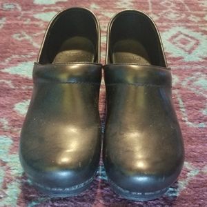 Dansko Black Clogs; size 41 wide